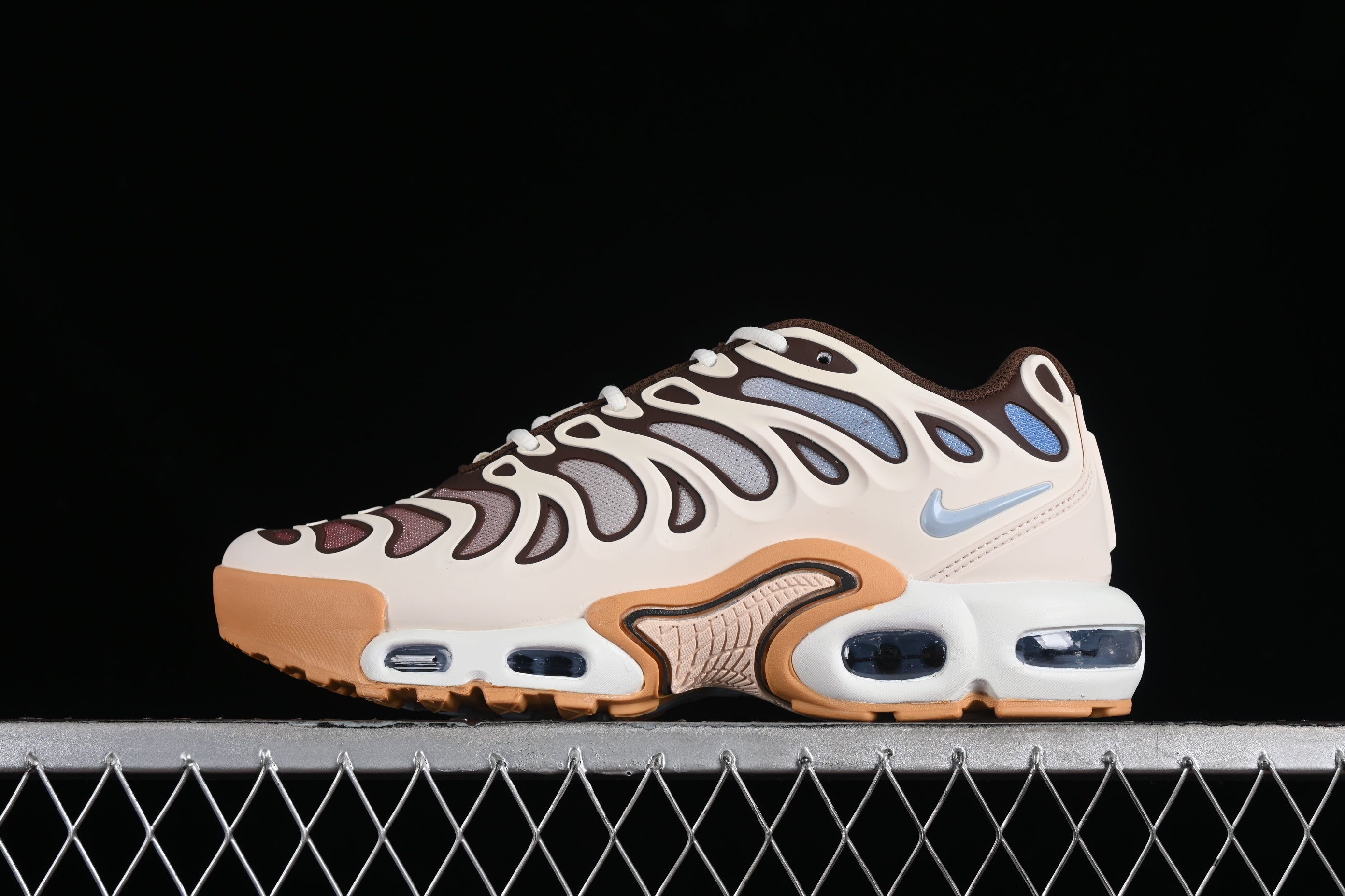 Nike Air Max Plus Drift