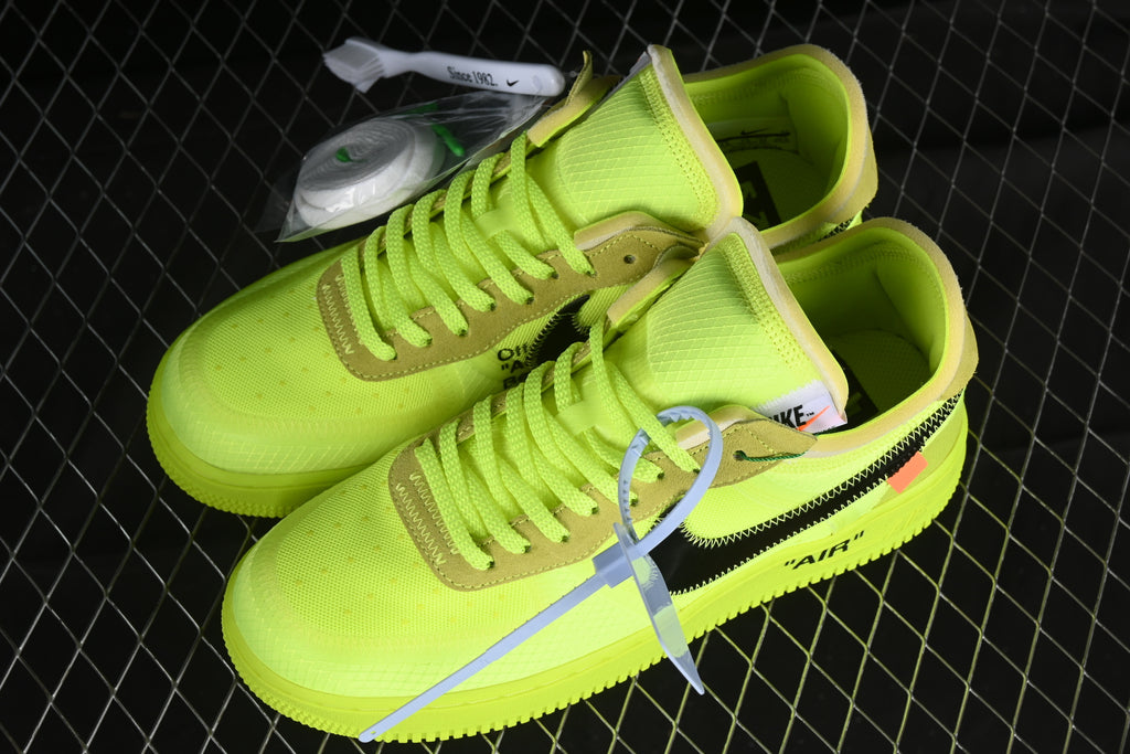 Off-White x Nike Air Force 1 "Yellow"