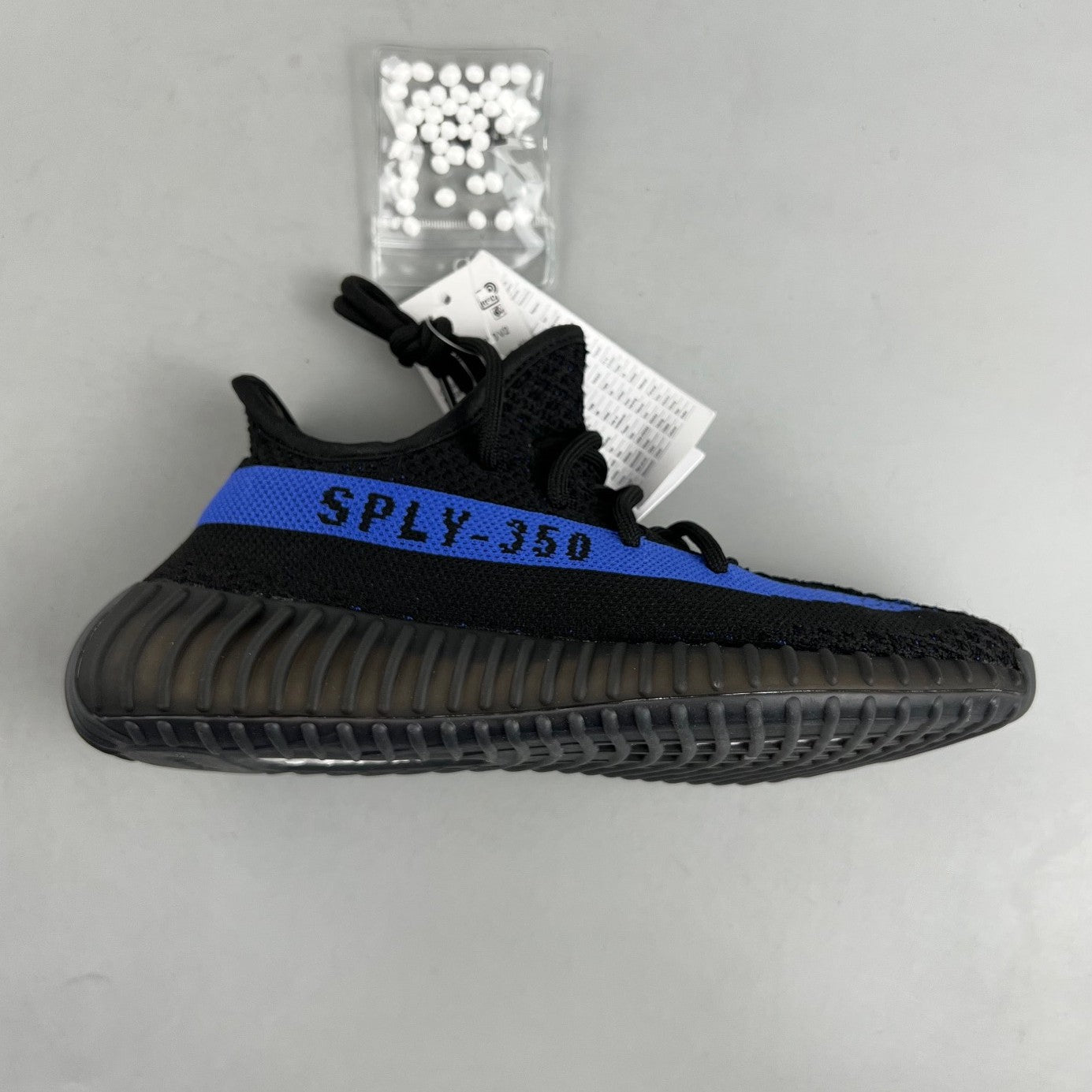 Yeezy Boost 350 v2 "Dazzling Blue"