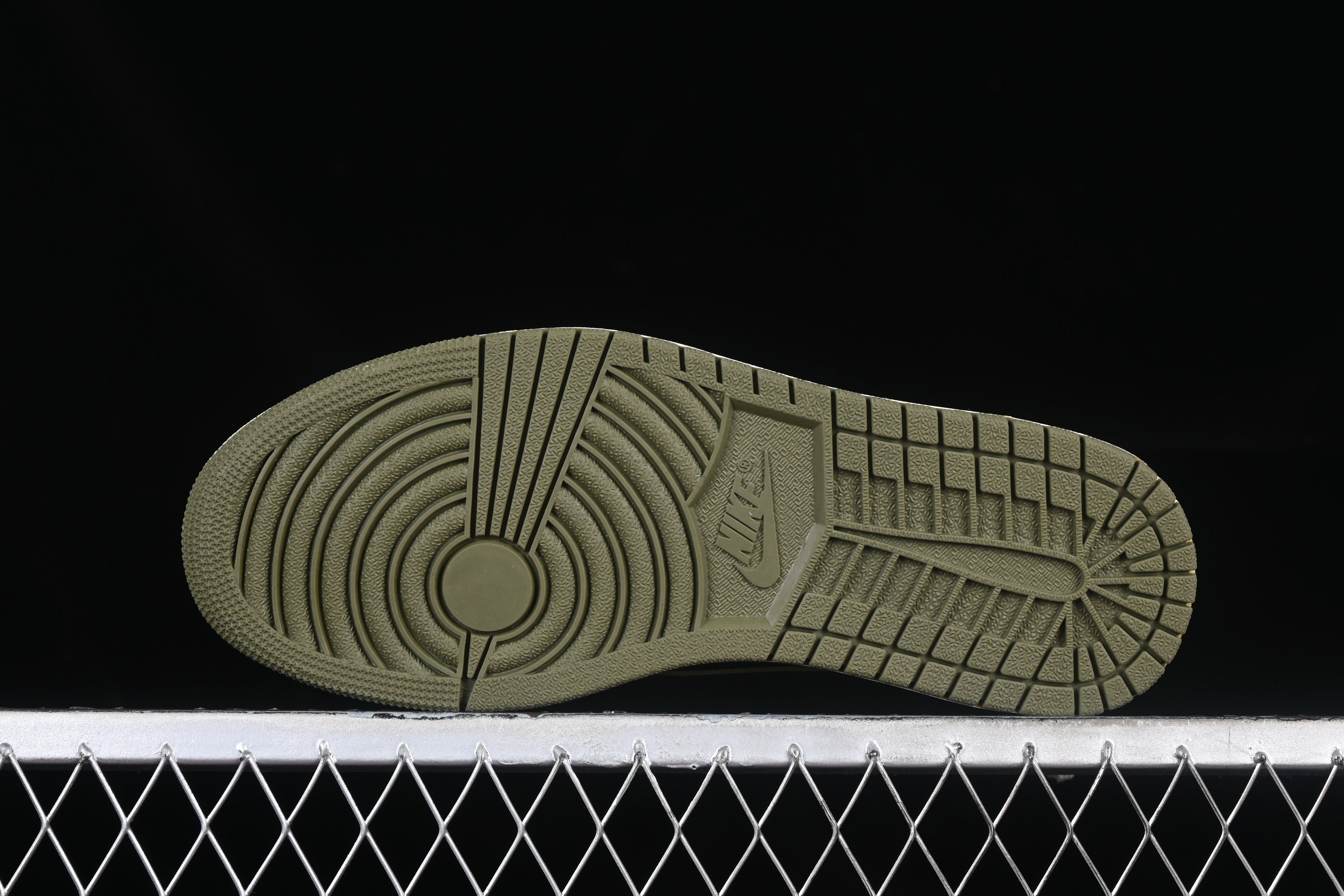 Travis Scott x Air Jordan 1 "Olive"