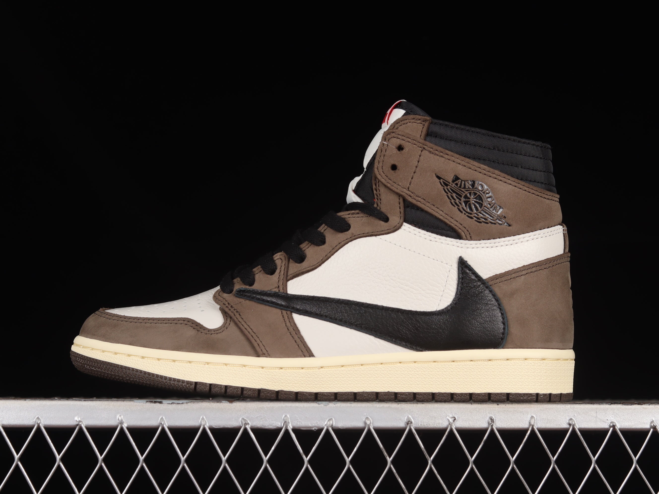 Travis Scott x Nike Air Jordan 1 High "Mocha"