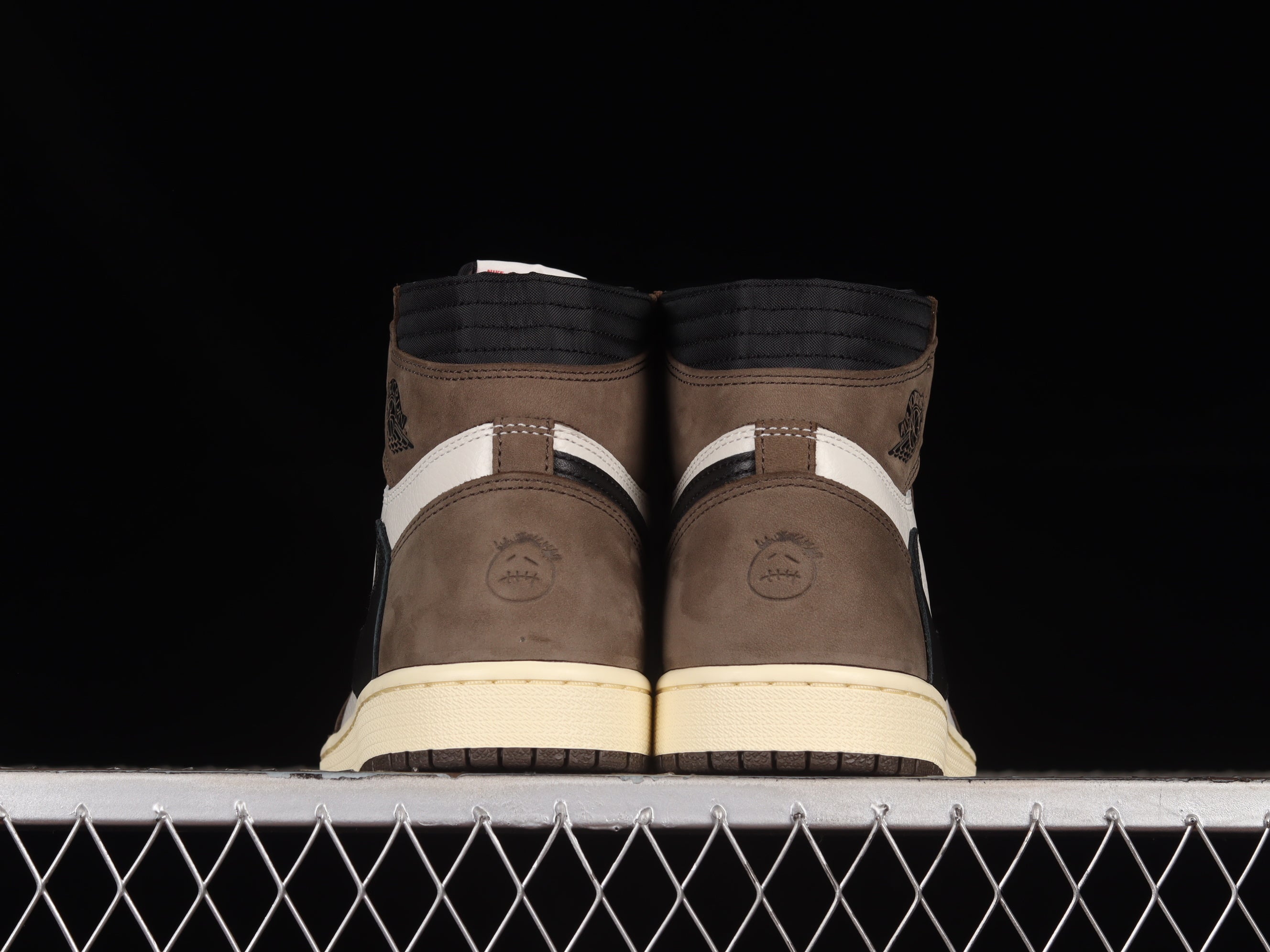 Travis Scott x Nike Air Jordan 1 High "Mocha"