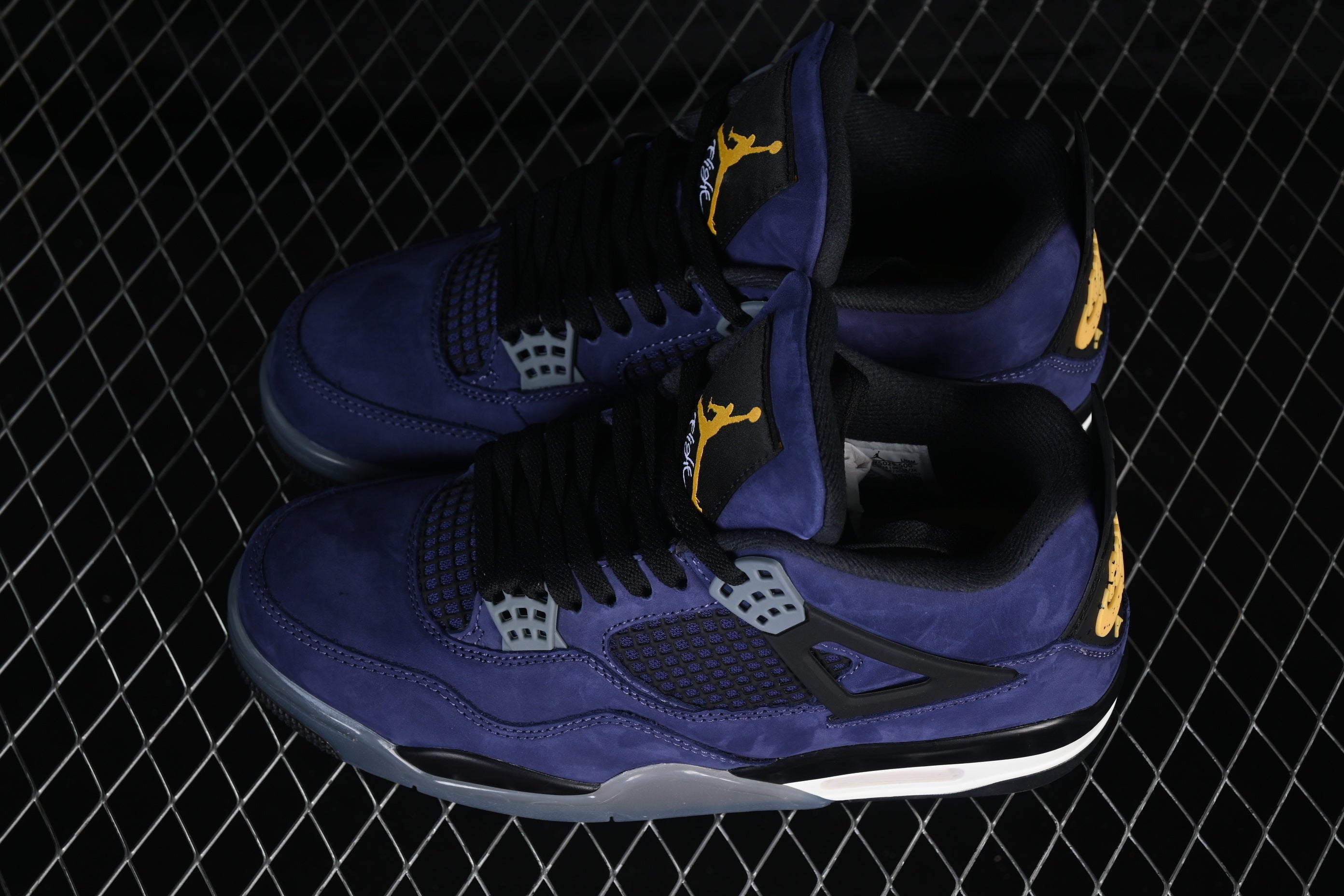 Air Jordan 4 Retro