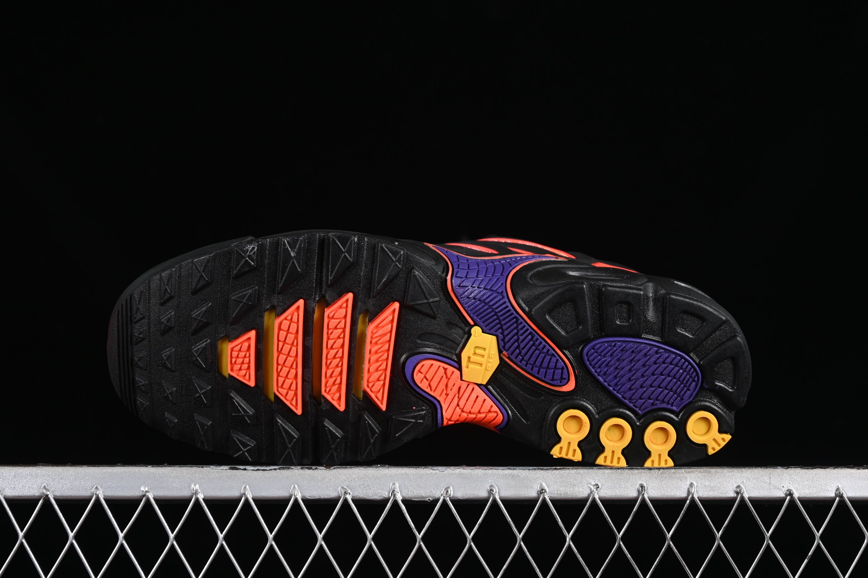 Nike Air Max Plus Drift