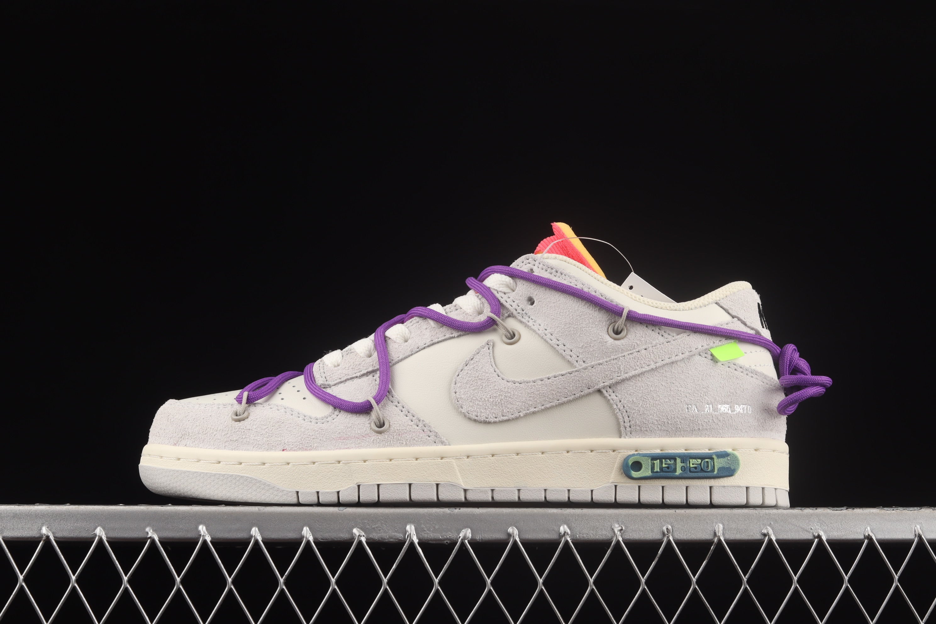 Off White x Nike SB Dunk