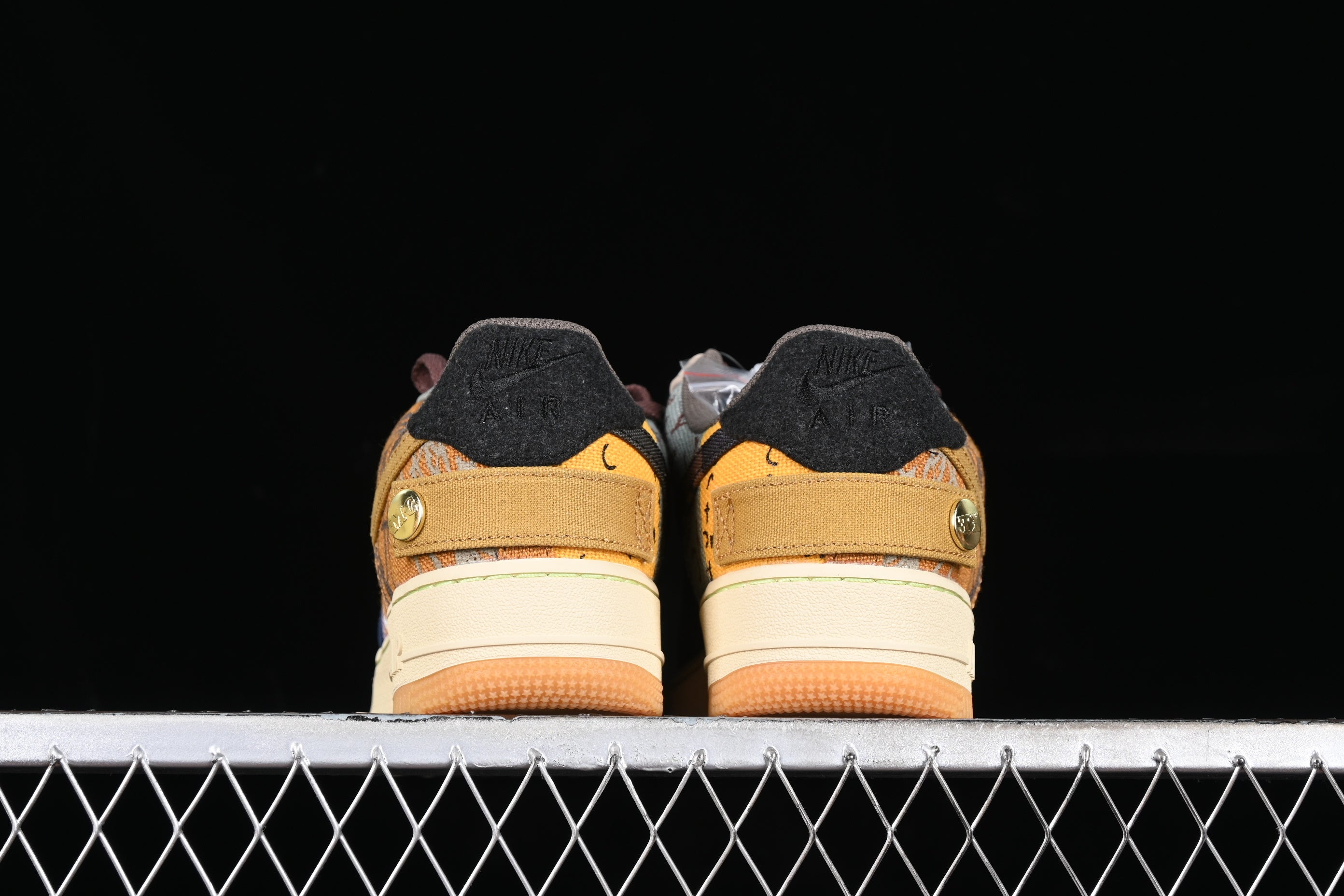 Travis Scott x Nike Air Force 1