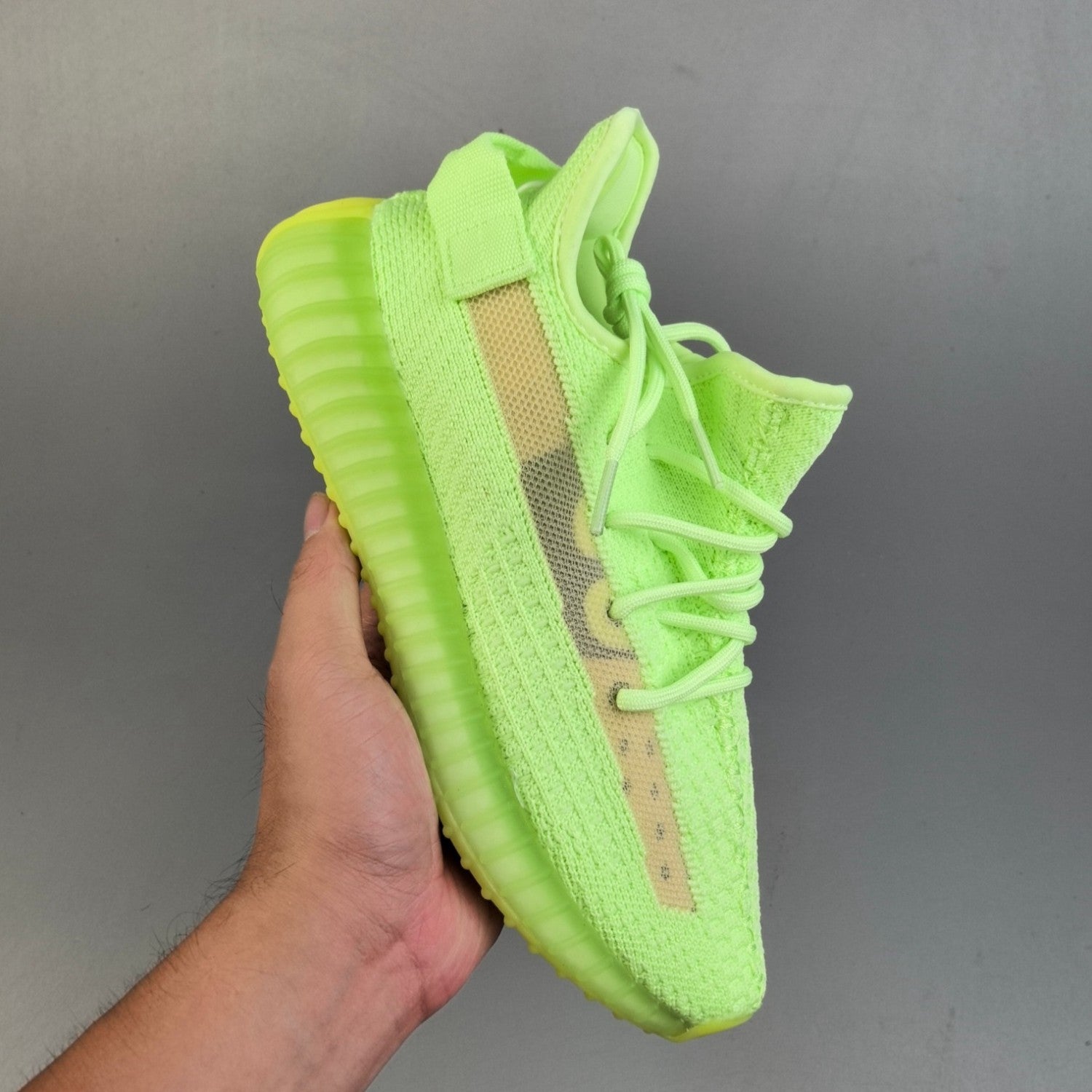 Yeezy Boost 350 v2 "Glow"