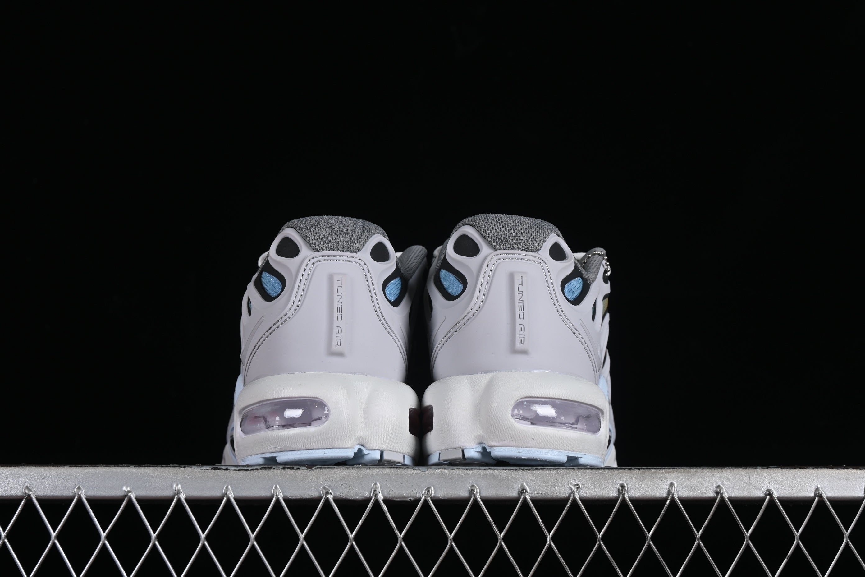 Nike Air Max Plus Drift