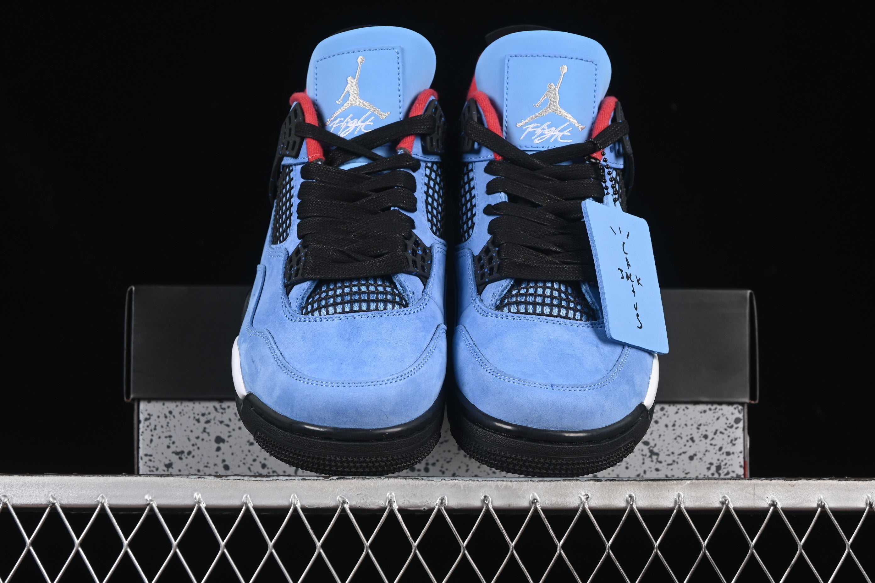 Travis Scott x Air Jordan 4