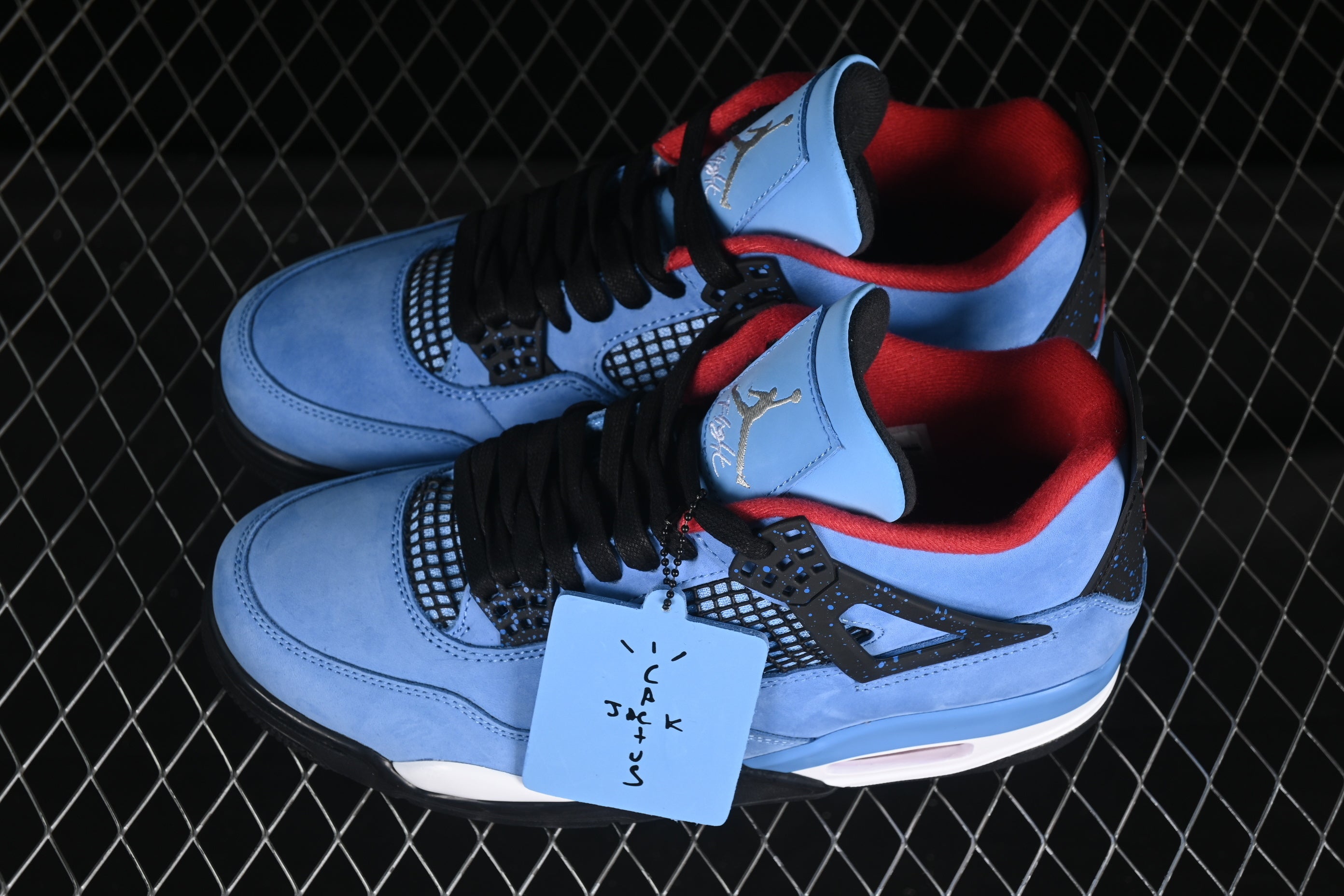 Travis Scott x Air Jordan 4