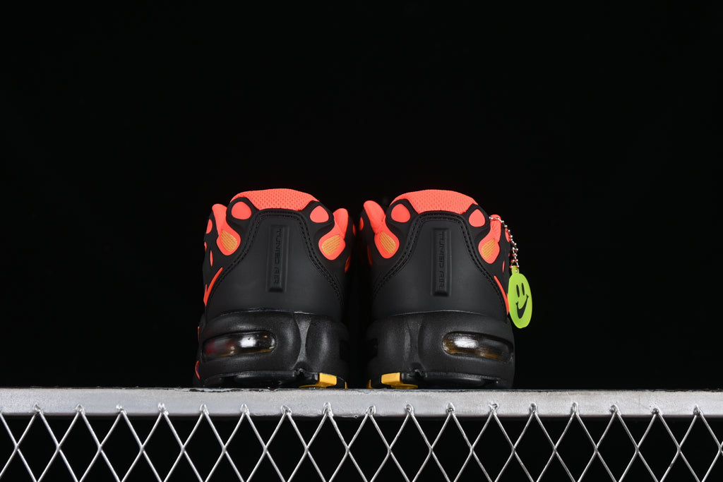 Nike Air Max Plus Drift