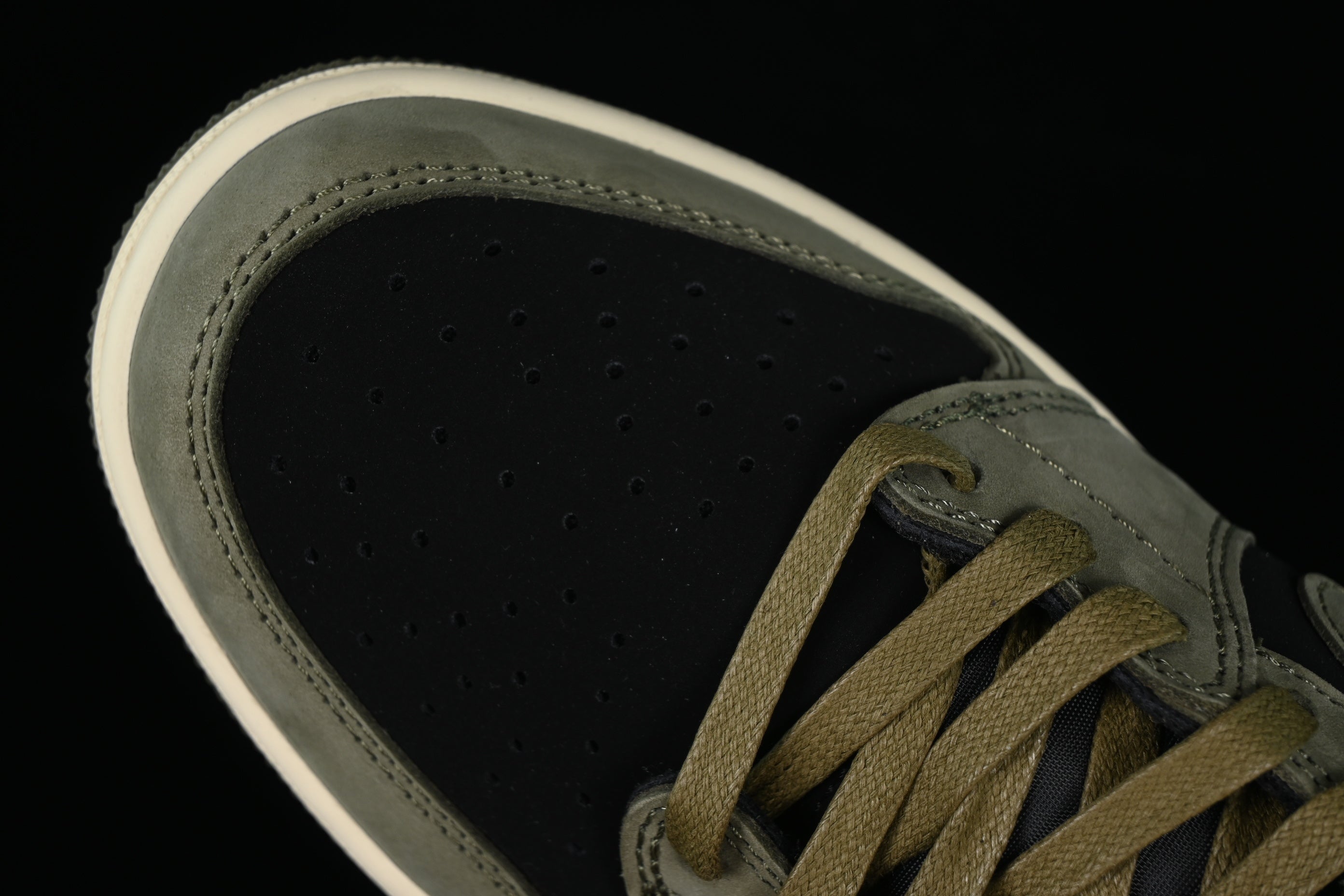 Travis Scott x Nike Air Jordan 1 "Black Olive"