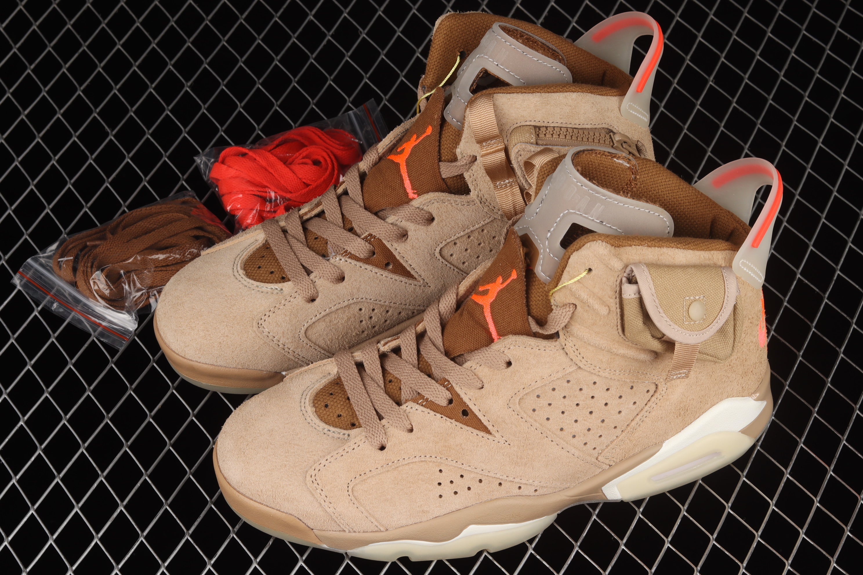Travis Scott x Nike Air Jordan 6