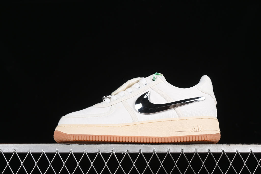 Travis Scott x Nike Air Force 1 - Sail