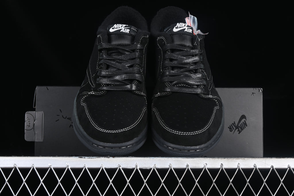 Travis Scott x Air Jordan 1 "Phantom"