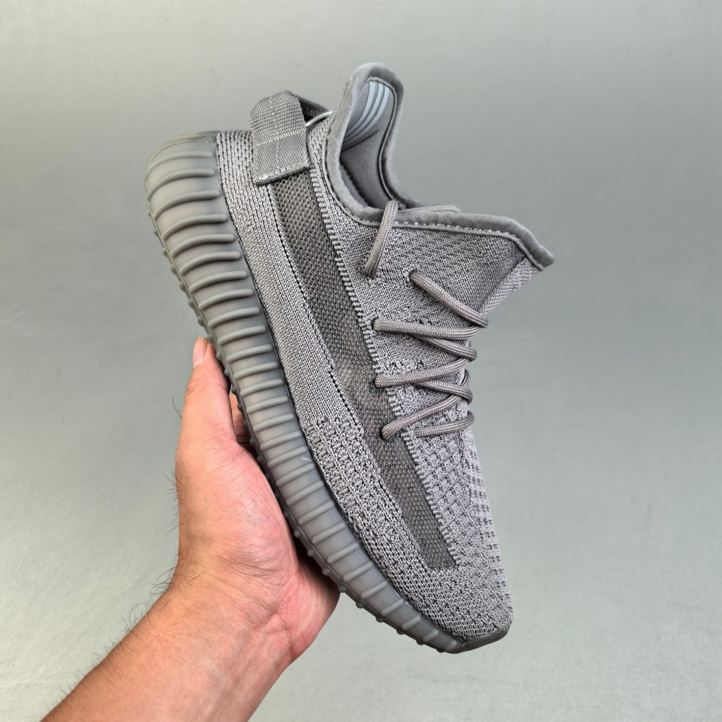 Yeezy Boost 350 v2 "čelično sive"