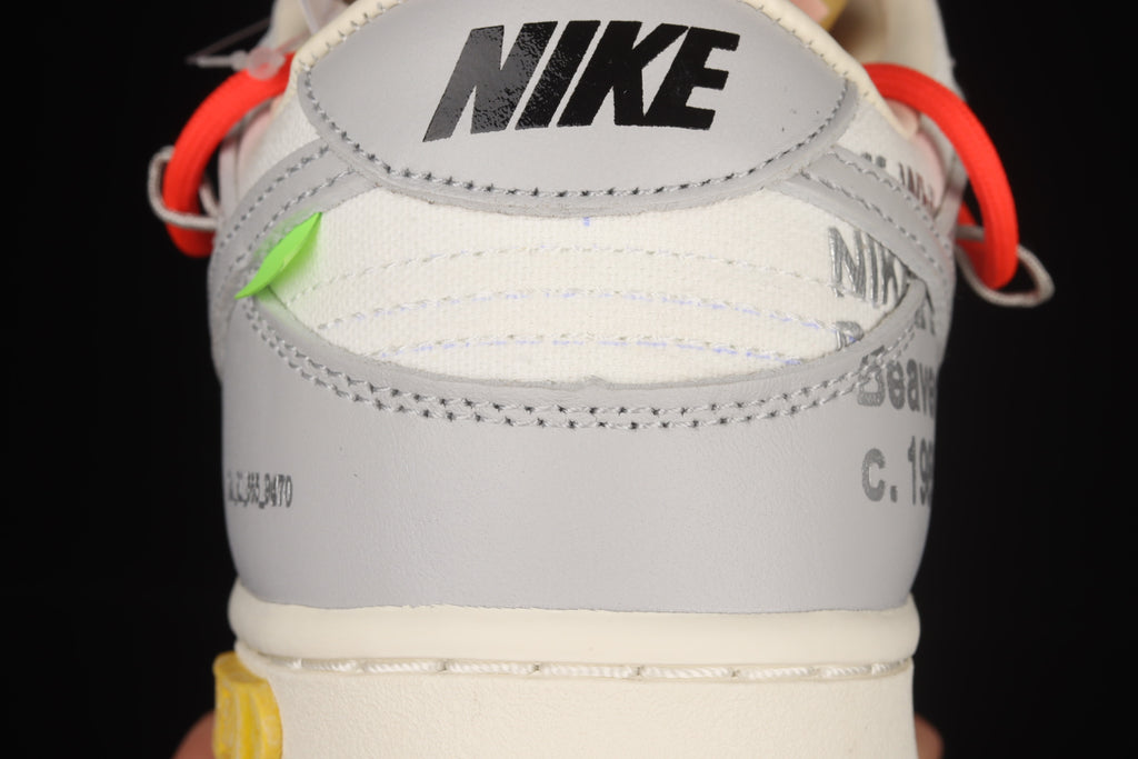 Off White x Nike SB Dunk